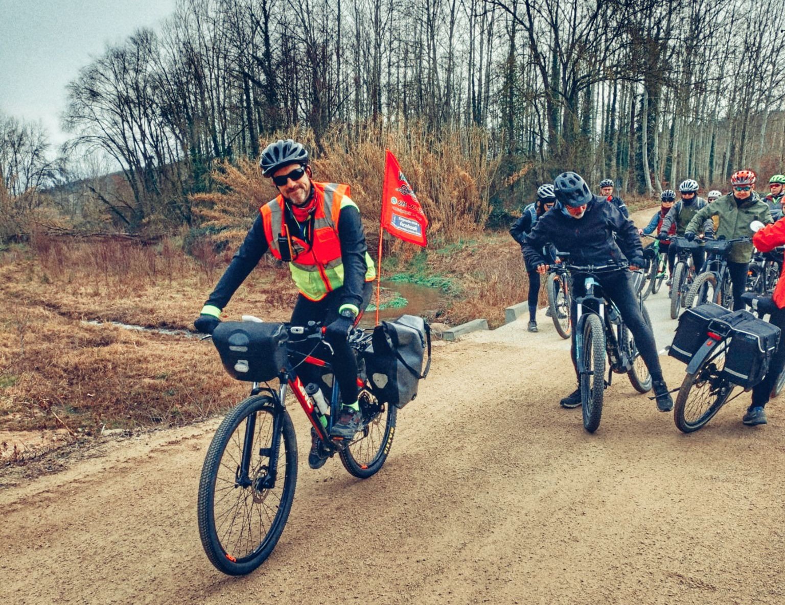 Foto: Va de Bici. Foto mit dem Gruppenführer.